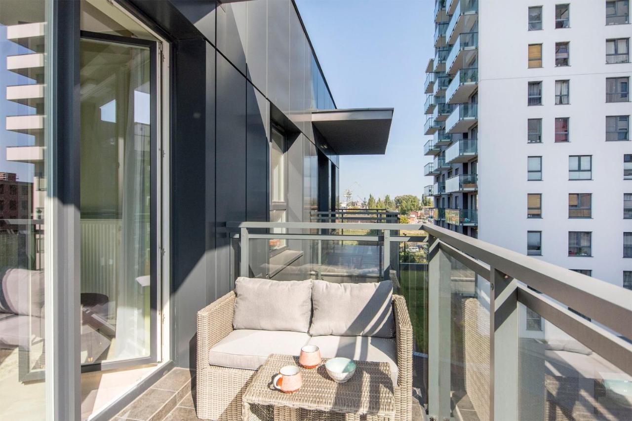 City Center - Walowa I Popieluszki By Apartmore กดัญสก์ ภายนอก รูปภาพ