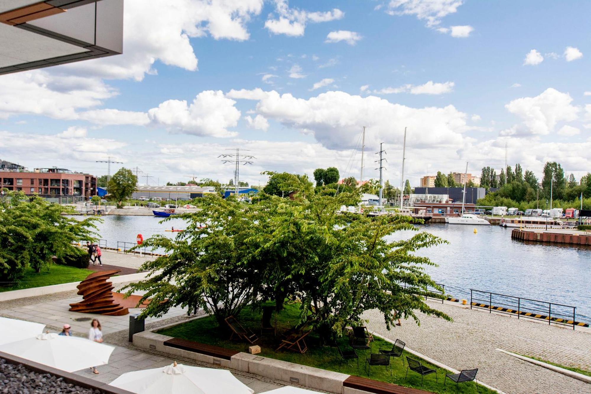 City Center - Walowa I Popieluszki By Apartmore กดัญสก์ ภายนอก รูปภาพ